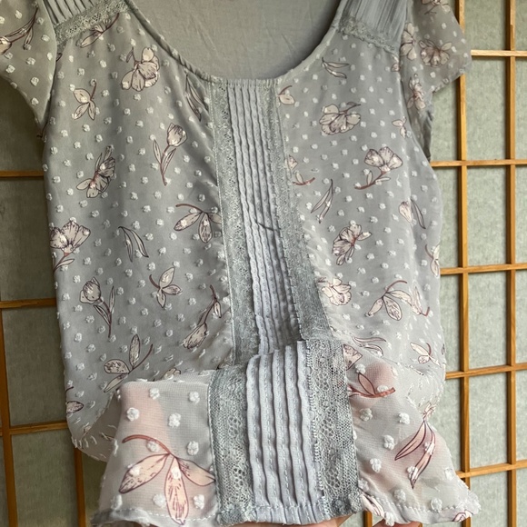 Lauren Conrad M Baby Slate Blue Dainty Sheer Top-Fully Lined - Picture 4 of 8